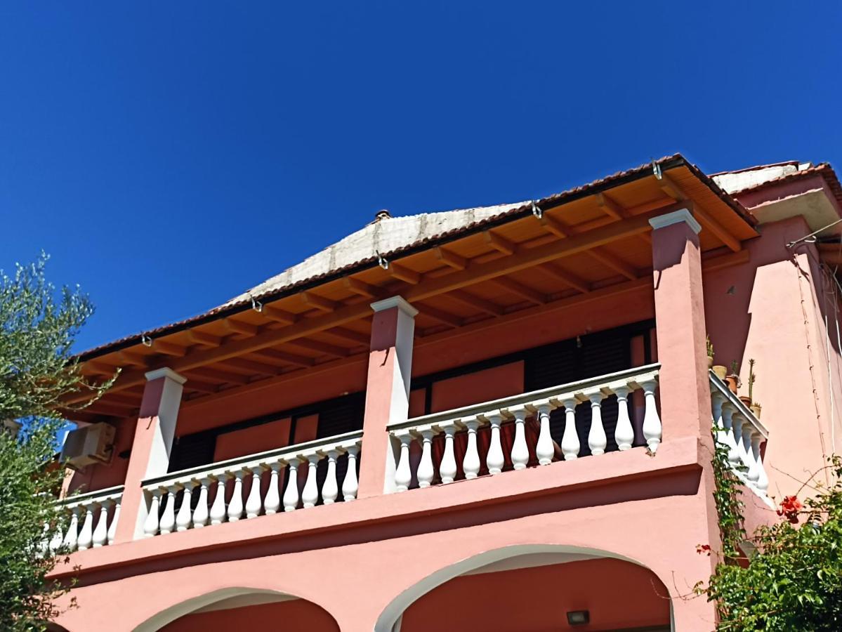 Iren Holiday Apartment Ípszosz Kültér fotó