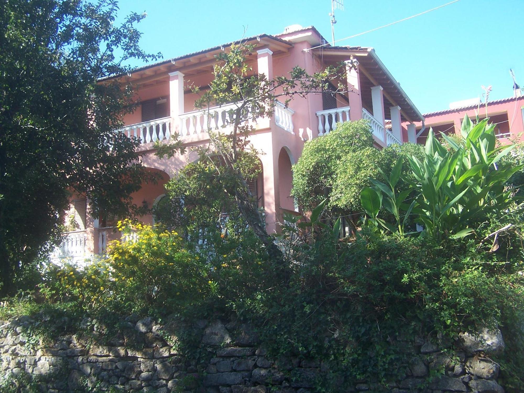 Iren Holiday Apartment Ípszosz Kültér fotó